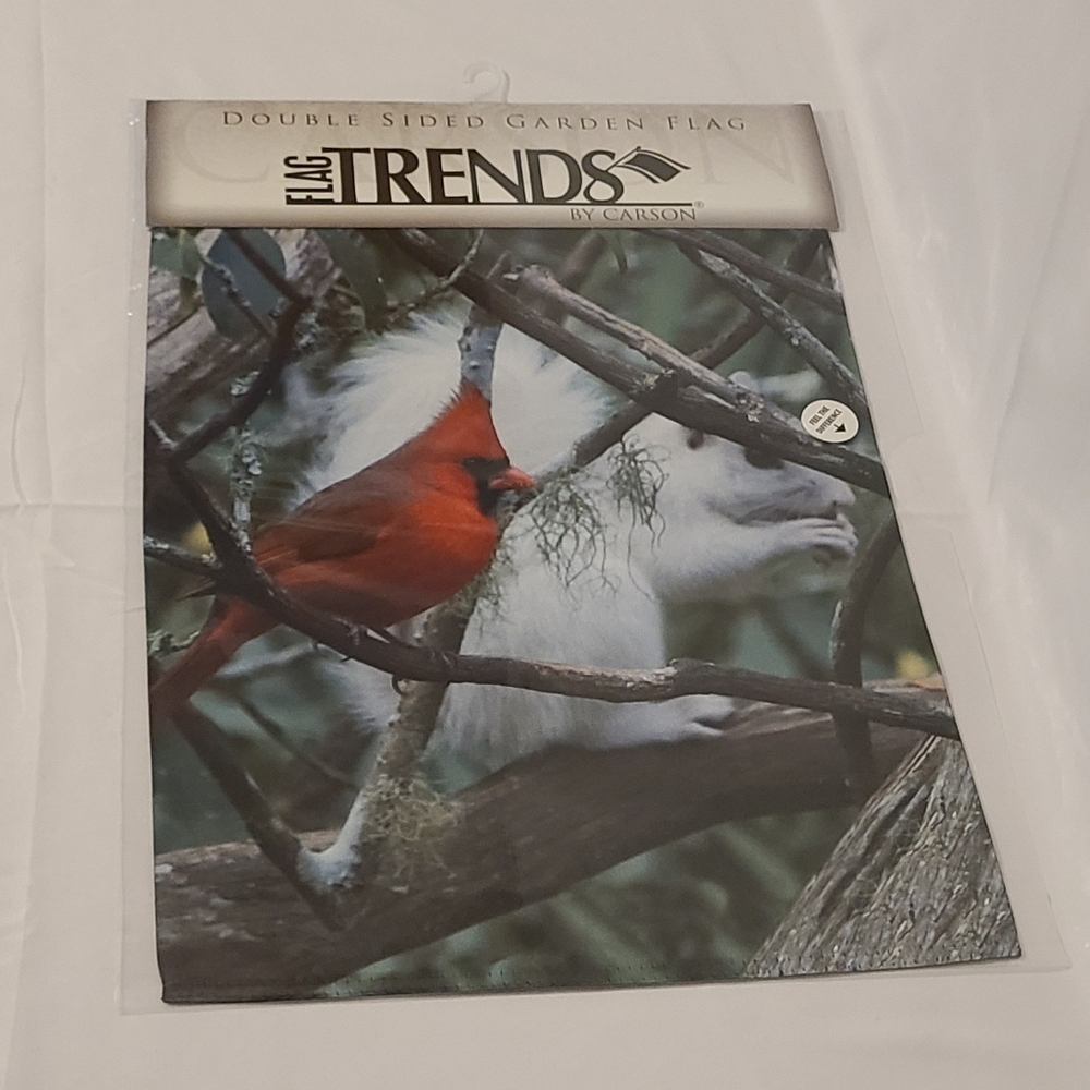 Garden Flag White Squirrel / Cardinal Double-sided by Carson 👓